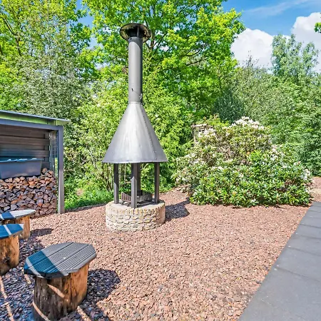 Serene Holiday In With Large Furnished Garden Ermelo