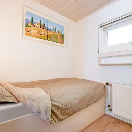 Serene Holiday In With Large Furnished Garden Ermelo