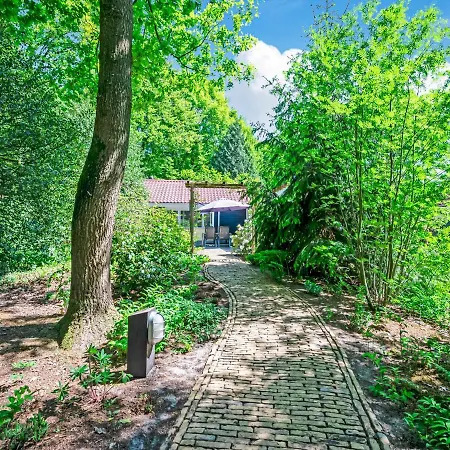 Casa de Férias Serene Holiday In With Large Furnished Garden